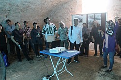 Briefing Session at Fort Cornwallis